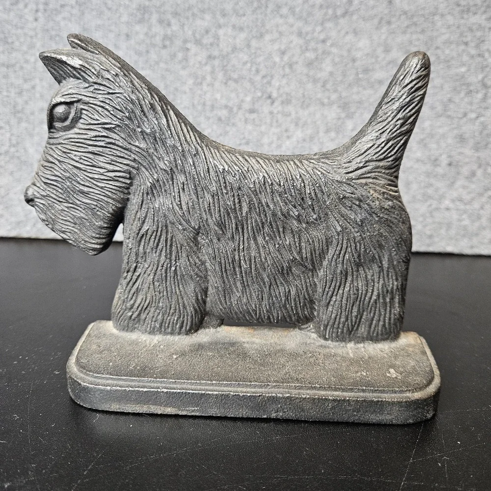 Vintage Cast Iron Scotty Dog Door Stop Bookend Figurine
